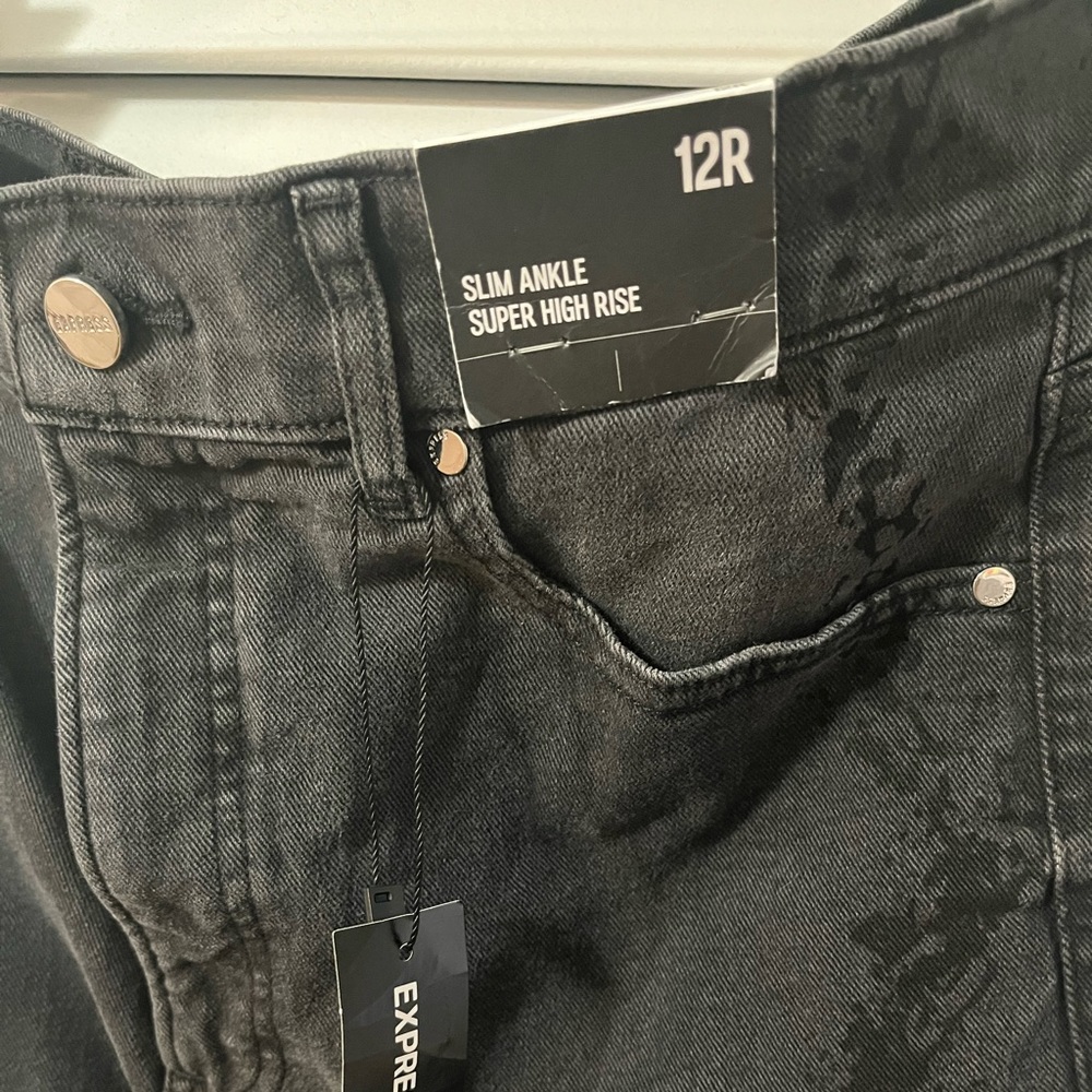 These beautiful express jeans are new with the tag they just didn’t fit!